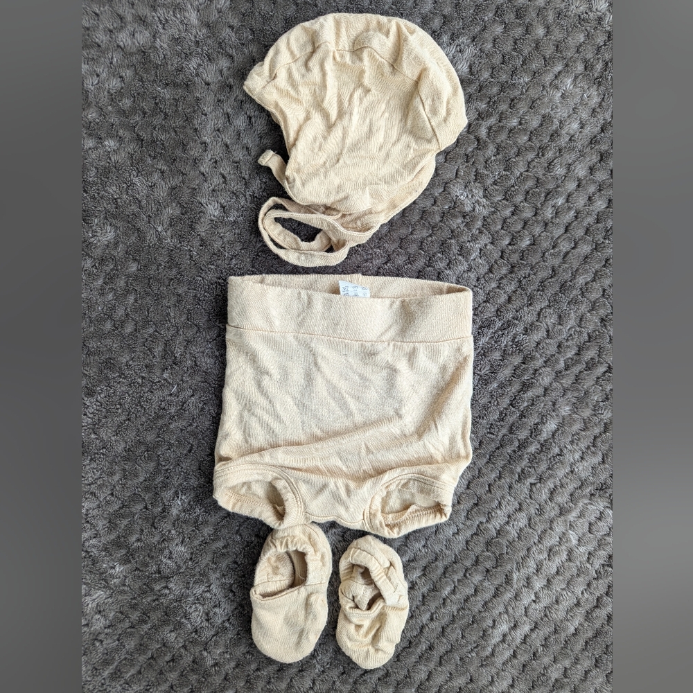 Adorable Kate Quinn Set